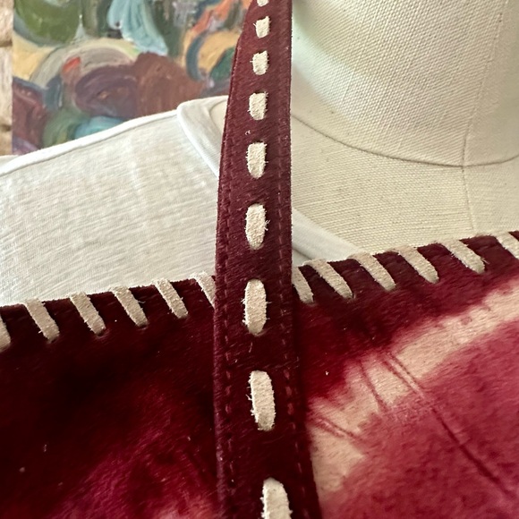 Isabella Fiore Beaded suede LOVE bag in Burgundy. - Picture 6 of 10